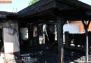 Nö: Werkzeugschuppen und Garage in Vollbrand