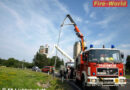 Nö: Mit Pkw auf Bankett geraten -> Straßenlaterne geknickt