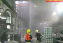 Oö: Dachstuhlbrand in Vöcklabrucker Betrieb