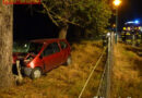 Oö: Pkw gegen Baum -> Person eingeschlossen, Airbag nicht geöffnet