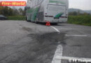 Oö: 300m Ölspur nach Bruch an Getriebeblock