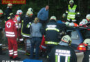 Oö: Verkehrsunfall mit 2 eingeklemmten Personen auf der B137