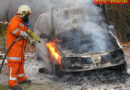Oö: Motorraum-Vollbrand eines Pkw in Bad Goisern