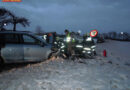 Nö: Zusammenstoß zweier Pkw auf schneeglatter Fahrbahn