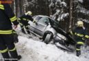 Oö: Zwei Fahrzeugbergungen in Kremsmünster