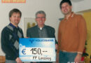 Oö: FF Lenzing spendet Erlös des Glühweinstandes 2010