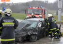 Oö: Verkehrsunfall auf Kreuzung und auf Bahnübergang