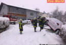 Oö: Zahlreiche Fahrzeugbergungen bei Schnee-Chaos in Kremsmünster