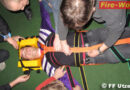 Nö: Übung mit dem Spineboard und Knotenschulung in Utzenlaa