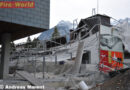 Vlbg: Baugerüst stürzt auf Feuerwehrhaus