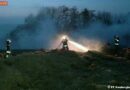 Nö: Vier Feuerwehren bei Strohhaufenbrand im Einsatz
