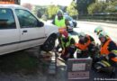 Bgld: Pkw-Lenker landet statt in der Hauseinfahrtauf einer Betonmauer