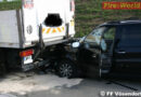 Nö: Pkw in Vösendorf auf Gefahrgut-Lkw aufgefahren