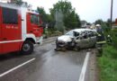 Oö: Pkw bei Unfall mit Lkw in einen Garten geschleudert