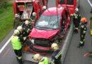 Nö: Pkw gegen Sattelzug -> Fahrzeuglenkerin schwer verletzt