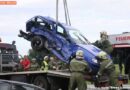 Nö: Zwei Verletzte bei Unfall mit drei Fahrzeugen