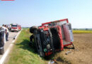 Nö: Lkw-Lenker nach Unfall im Fahrerhaus eingeklemmt