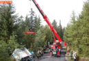 Tirol: Lkw-Bergung mit Kran bei Ochsengarten