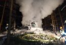 Oö: Holzerntemaschine mitten im Wald in Vollbrand