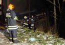 Oö: Sattelzug mit 24 to Dachziegel verunfallt -> Bergung mittels Kran