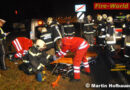 Nö: Frau nach Unfall von der FF Brunn über Kofferraum aus Pkw befreit