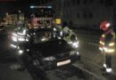 Nö: Pkw prallt gegen ein abgestelltes Fahrzeug
