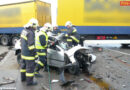 Nö: Tödlicher Zusammenstoß zwischen Pkw und Lkw-Hängerzug