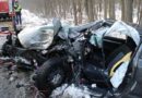 Nö: Fahrzeuglenkerin nach Unfall schwer im Fahrzeug eingeklemmt