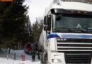 Stmk: Fahrer fährt stur nach Navi und missachtet Fahrverbot -> Lkw-Bergung