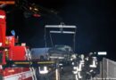 Nö: Rettungsdienst befreit Unfalllenker aus seinem Fahrzeug