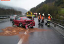 Stmk: Fahrzeugbergung und Betriebsmittelaustritt nach Unfall auf der A9