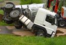 Stmk: Sattelzug in Bad Gams umgekippt