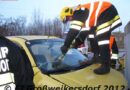 Nö: Feuerwehrjugend beübt das hydraulische Rettungsgerät