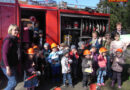 Deutschland: Kindergarten besucht Freiwillige Feuerwehr