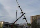 Oö: Traditionelles Maibaum-Aufstellen der Feuerwehr Scharnstein