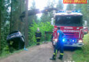 Oö: Personenrettung nach Autoabsturz im Wald in Tragwein