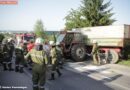 Oö: Spektakulärer Traktorunfall in Weinberg – Aufwendige Bergung