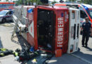 Wien: Löschfahrzeug bei Anfahrt zu Brand umgestürzt -> Mehrere Verletzte