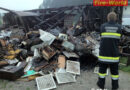 Ktn: Lagerhütte mit Imkerutensilien stand in Vollbrand