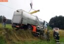 Oö: Milchtransporter droht nach Ausweichmanöver umzustürzen