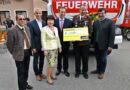 Nö: Fahrzeugsegnung beim Feuerwehrfest