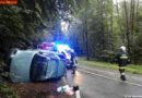 Ktn: Pkw verunfallt auf einer Landesstrasse -> Vermutlich eingeklemmte Person