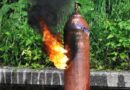 T: Gasflasche von Cobra-Beamten beschossen