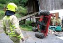 T: Mähtrack stürzt von Hoframpe