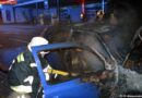 Nö: Pkw bei Ankunft der Feuerwehr in Vollbrand