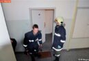 Oö: Verdacht auf Unfall in Wohnung – Türöffnung durch die Feuerwehr