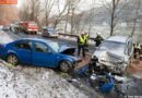 Oö: Unfall mit drei Verletzten auf der B129 bei Wilhering