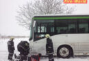 Bgld: Autobus steckt nach Wendemanöver im Schnee fest