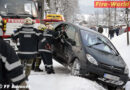 Stmk: Feuerwehr rettet gehbehinderte Frau samt Pkw aus Bach