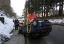 Stmk: Verkehrsunfall mit Fahrzeugüberschlag endet glimpflich